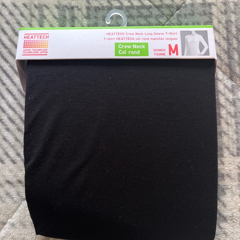 Uniqlo Heattech Japan technology thermal crew neck brand new